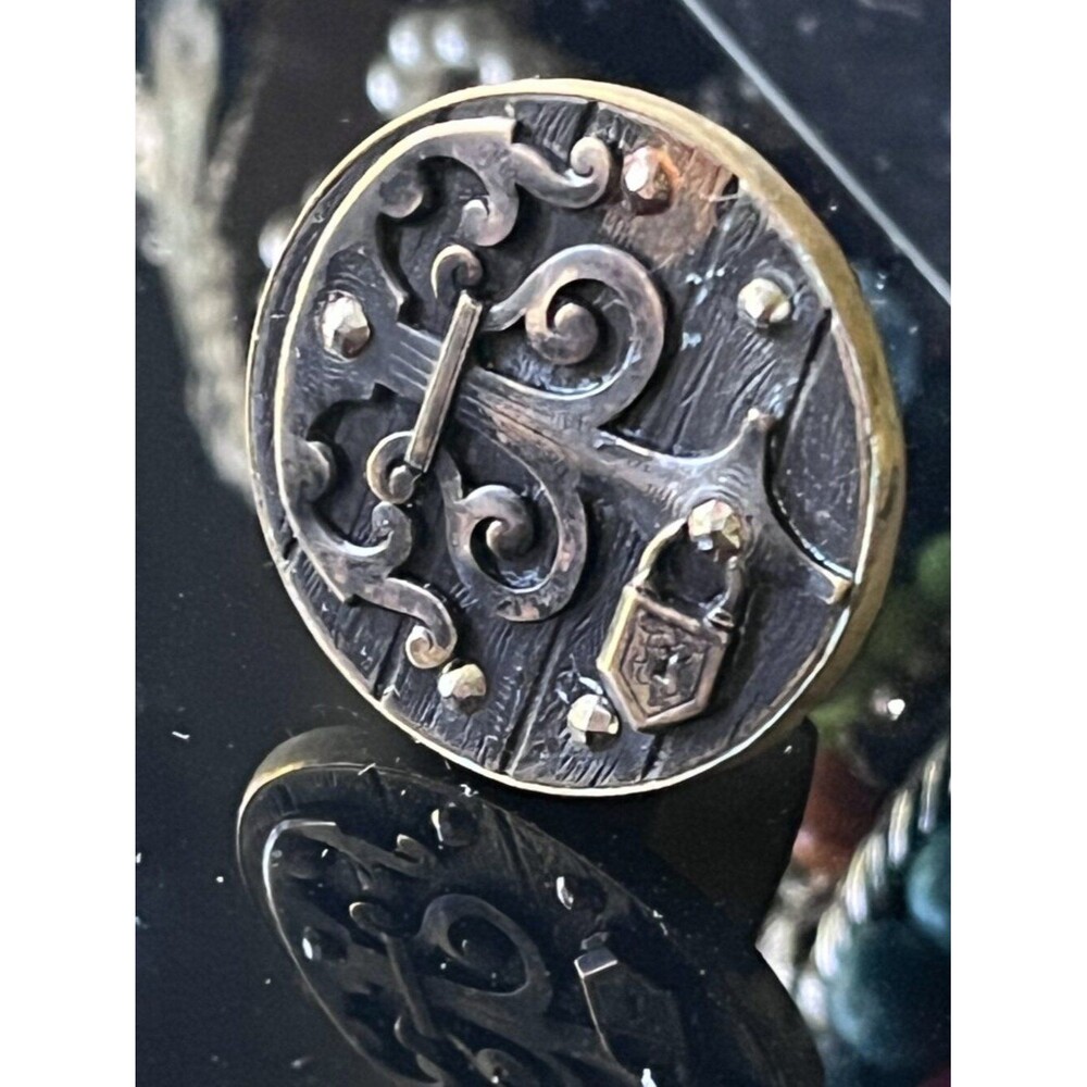 Vintage Brass Medieval Door Lock Padlock Ring Adjustable Size 8